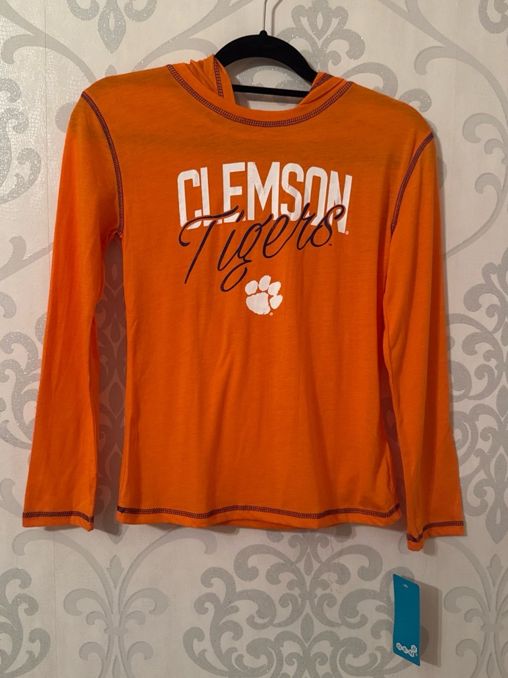 Clemson Univeristy Tigers hooded long sleeve shirt